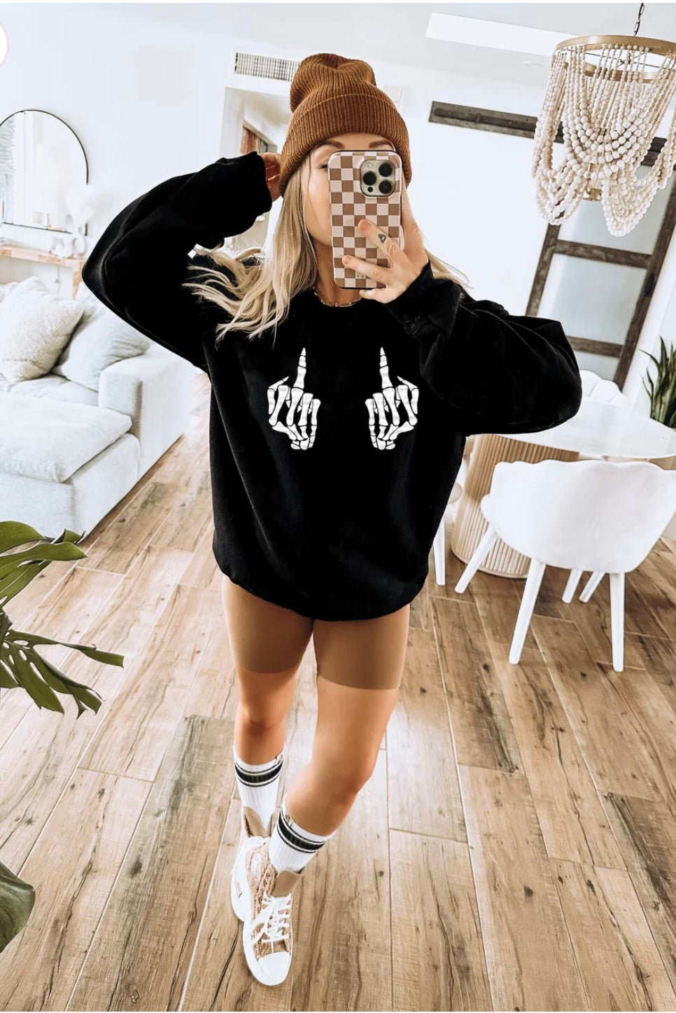2 middle fingers